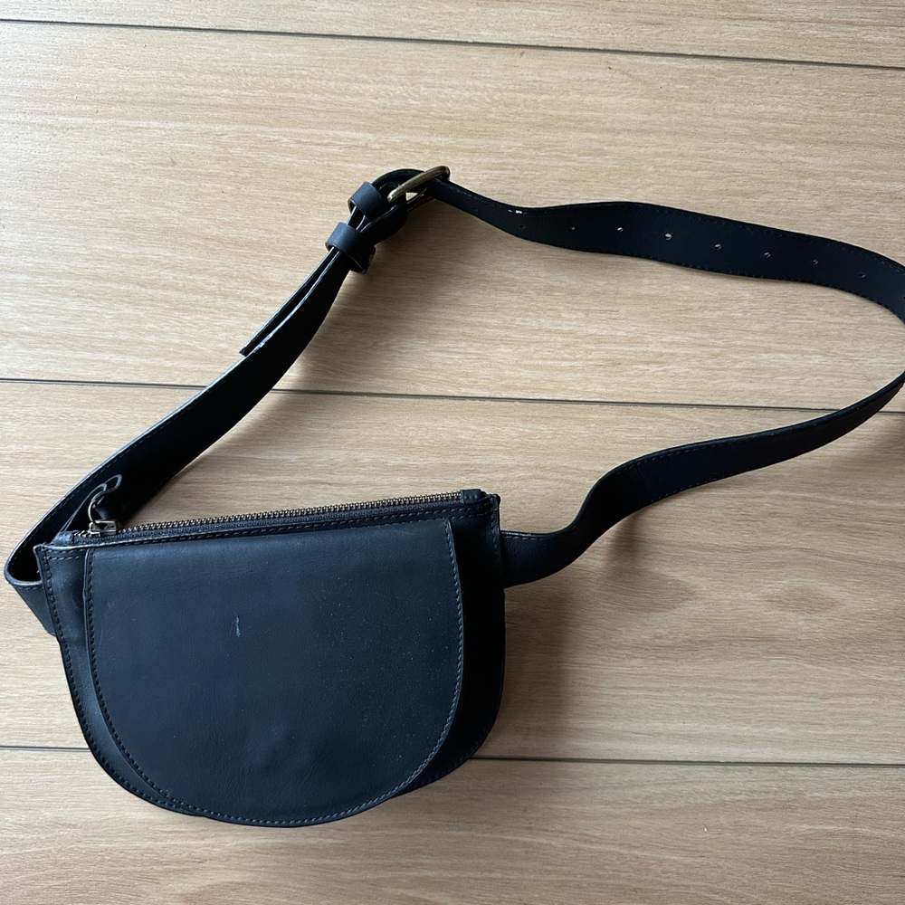 Able Nara Belt Bag